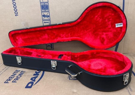 Case para Banjo Americano (Pelúcia Vermelha) - Image 4